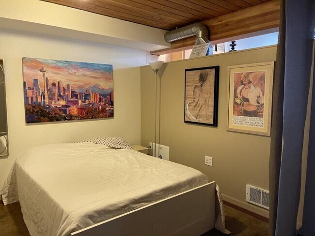 Building Photo - 1 bedroom in Seattle WA 98109