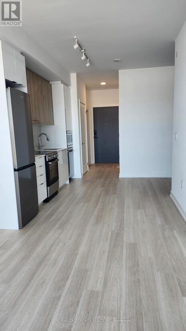 Photo du bâtiment - 9750 Markham Rd