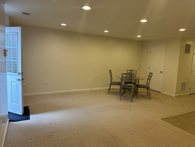 Dinning room - 6427 Walcott Ln