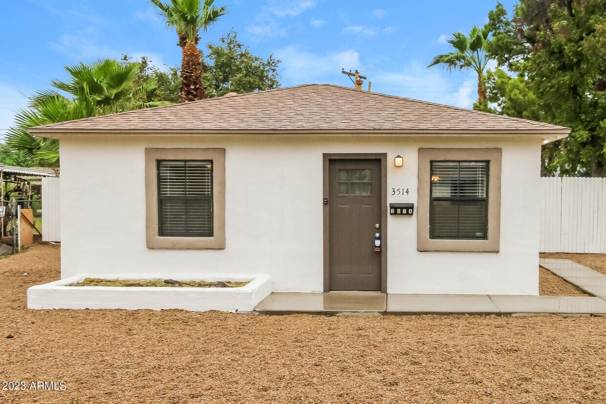 Foto principal - 3514 E Yale St