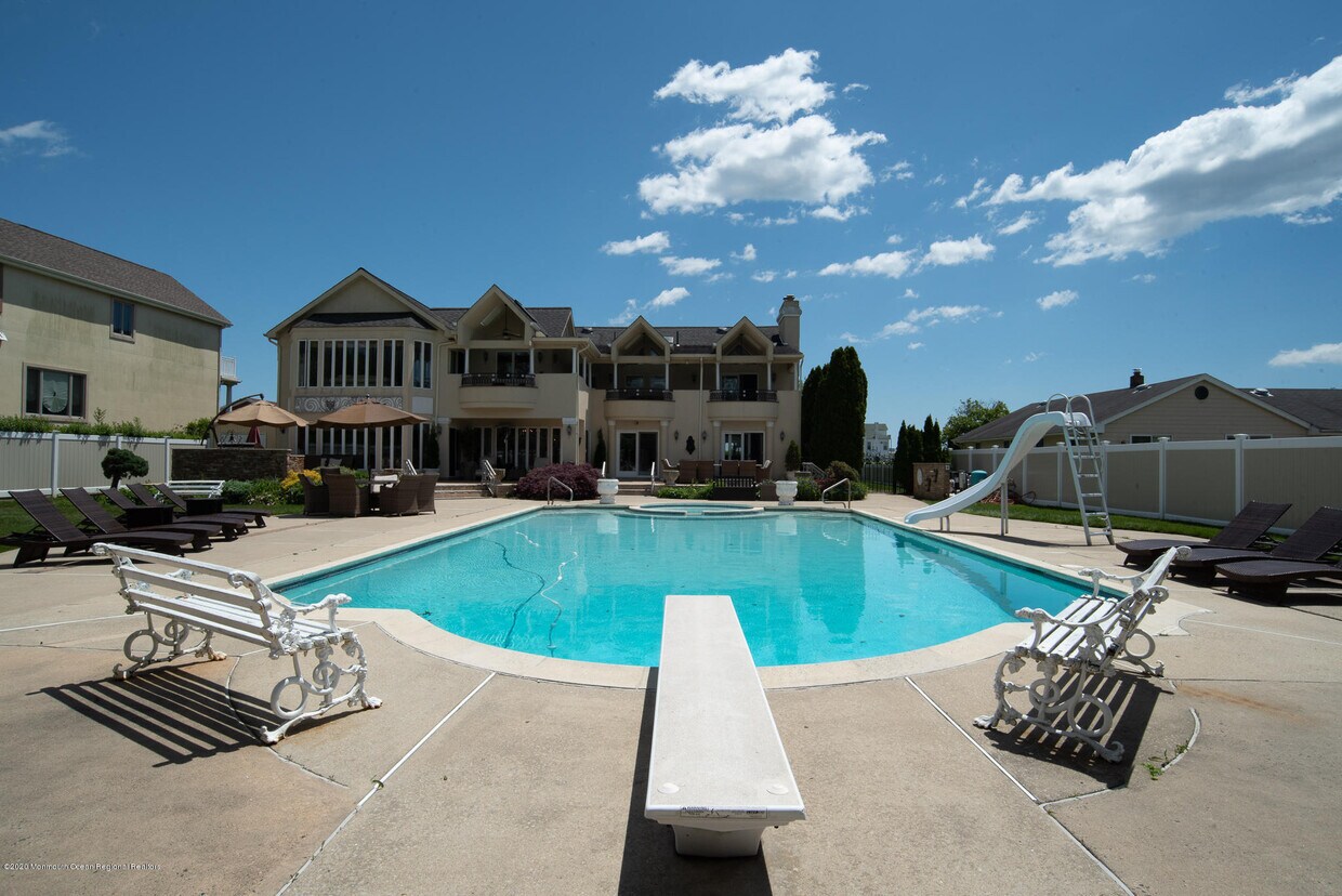 1026 Ocean Ave, Long Branch, NJ 07740 House for Rent in Long Branch