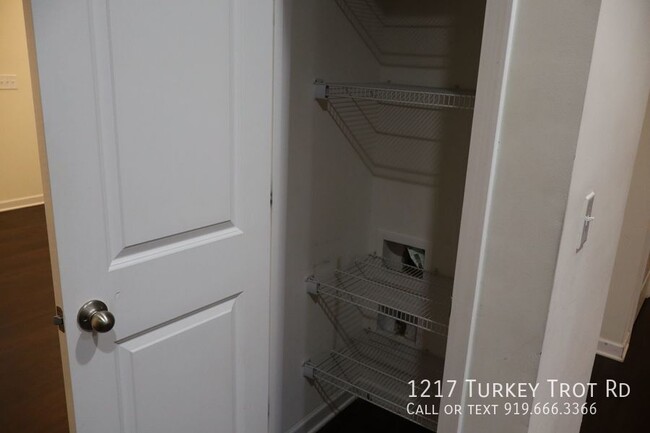 Building Photo - 1217 Turkey Trot Rd