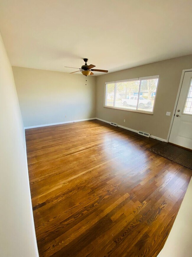 Foto del edificio - Must See - 3bd/1.5ba Florissant House