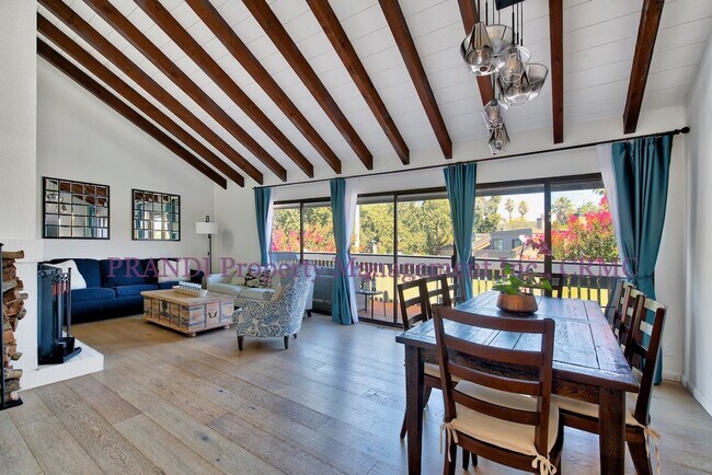 Building Photo - Marinwood Townhome with Modern Upgrades an...