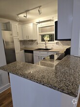 Building Photo - 48 Peachtree Ave NE