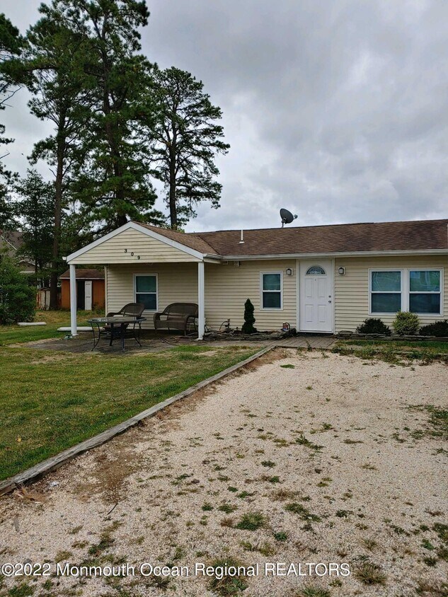 309 Beach Blvd, Lacey Township, NJ 08731 House for Rent in Lacey