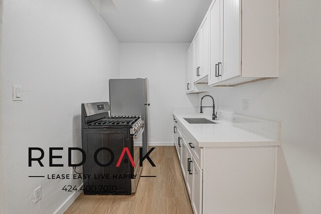 Foto del edificio - 660 Cochran Ave