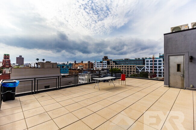 Foto del edificio - 82 Jefferson St