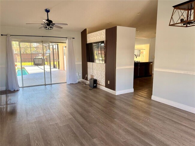 Foto del edificio - 5213 Heatherstone Ct