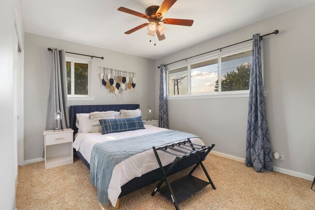 Building Photo - 207 N Beverly St