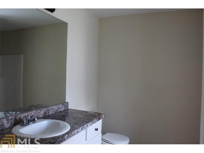 Building Photo - 1724 Jessica Ct