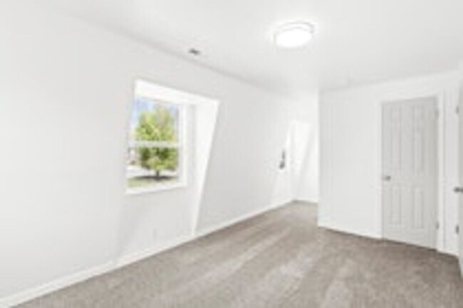 Foto del edificio - 1630 Ridgemark Dr