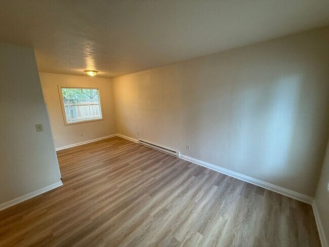 Foto del edificio - 1574 Bellevue St SE