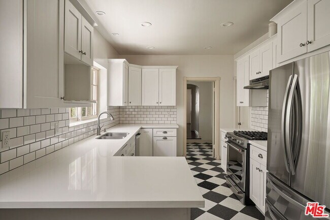 Foto del edificio - 1063 Selby Ave