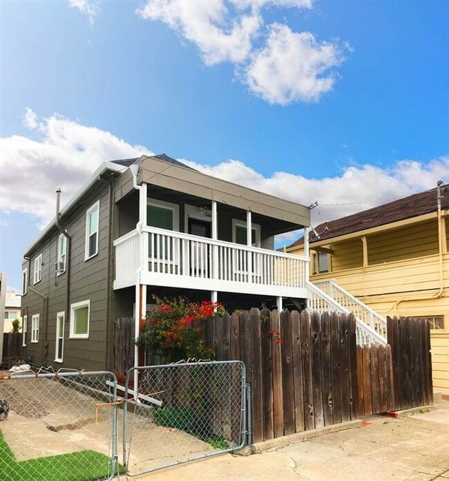 Newly remodeled, one-bedroom, one-bathroom... - Newly remodeled, one-bedroom, one-bathroom... Apartment