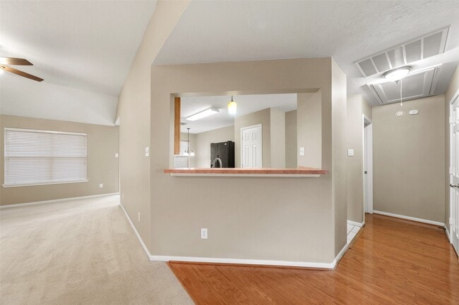 Building Photo - 26903 Castlecliff Ln