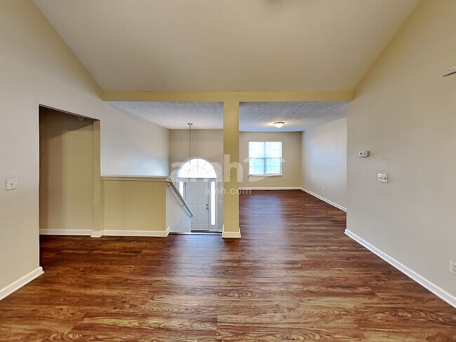 Building Photo - 7551 Mountain Breeze