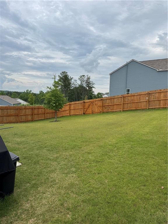 Building Photo - 166 Whitewood Dr