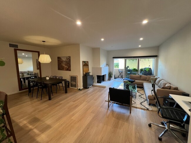 Foto del edificio - 8180 Manitoba St