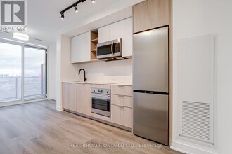 Building Photo - 36 Zorra St