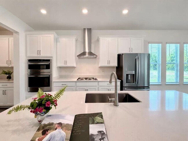 Building Photo - 1307 Broward Dr