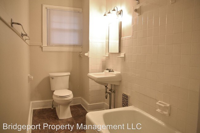 Building Photo - 420-420 S Market St