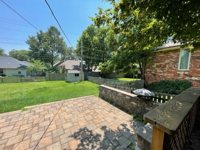 Building Photo - ASK ABOUT OUR MOVE IN SPECIAL!!!    CHEROK...
