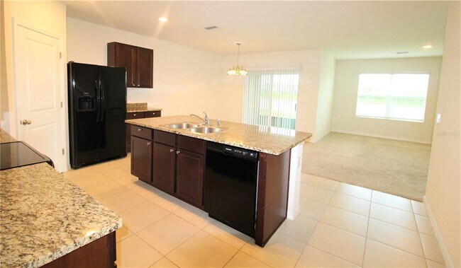 Foto del edificio - 3925 Park Willow Ave