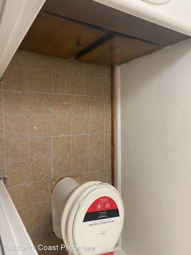Foto del edificio - 2 br, 1 bath House - 140 Freedom Court Unit H