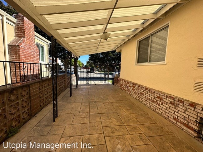 Building Photo - 2 br, 2 bath House - 230 Lorraine Blvd