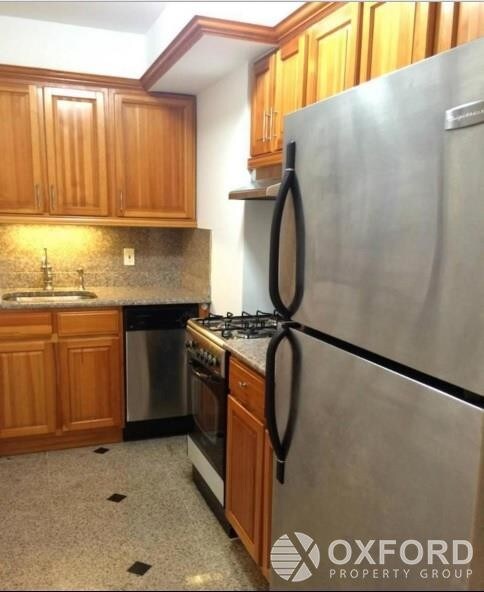 Building Photo - 25-34 36th Street