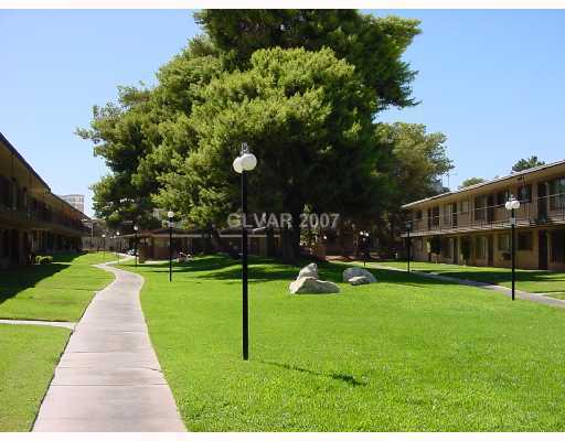 Building Photo - Affordable 2 Bedroom Condo in Central Las ...