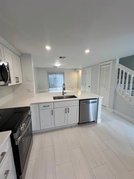 Foto del edificio - 67 SW 3rd St