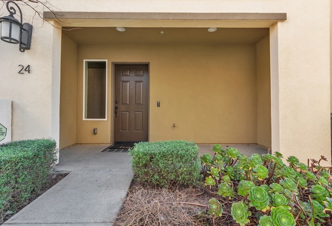 Foto del edificio - 1520 W 1st St