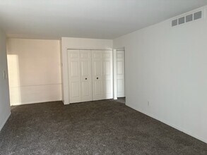 Interior Photo - Corner Place Apartments