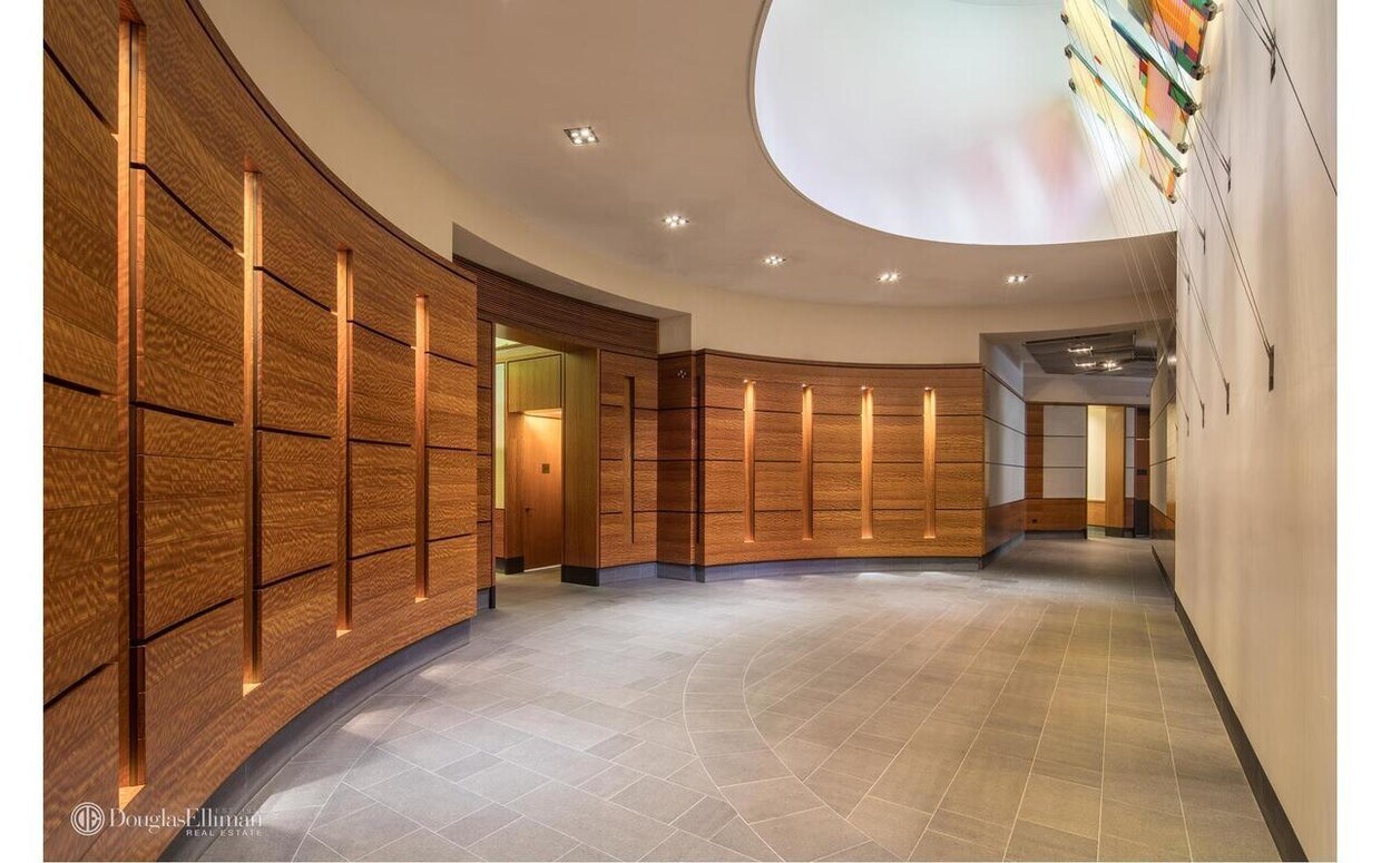 Foto del edificio - 1 Morton St