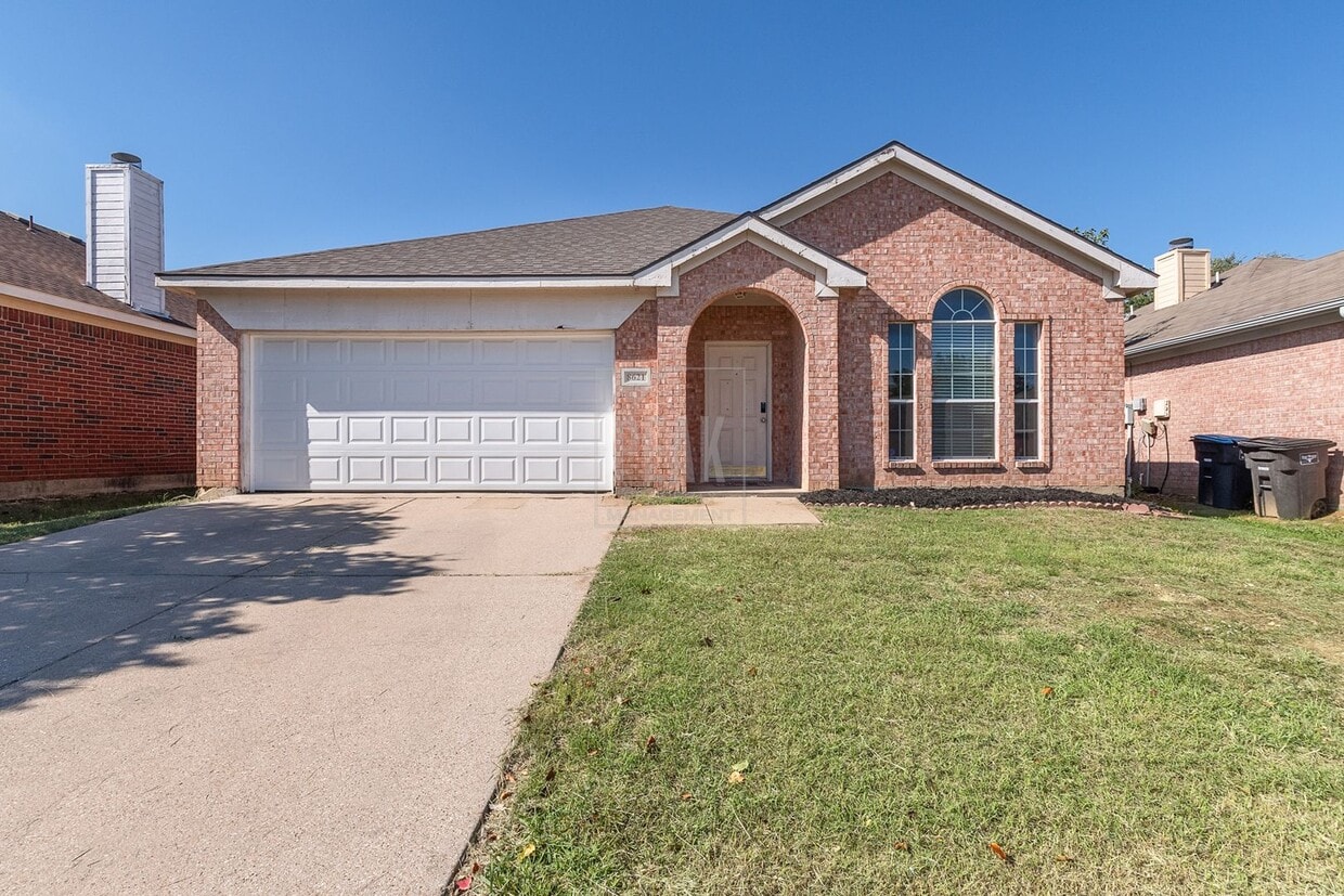 8621 Rainy Lake Dr, Fort Worth, TX 76244 House Rental in Fort Worth