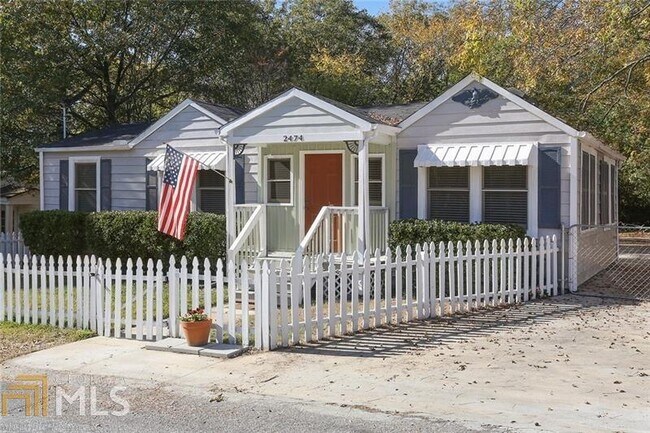 Building Photo - 2474 Adams Dr SE