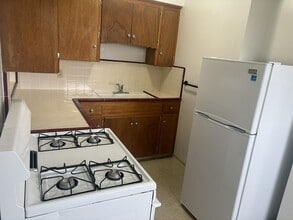 Building Photo - 2618 E Turney Ave