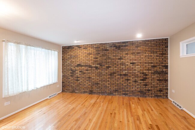 Foto del edificio - 5223 S Blackstone Ave