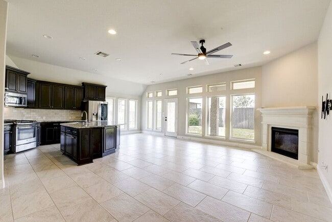 Foto del edificio - 3506 Whitman Dr