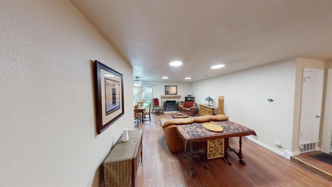 Foto del edificio - 9215 Hunters Trace E