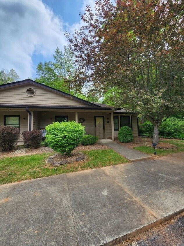 Primary Photo - Black Mountain Rentals-The Woodlands Devel...
