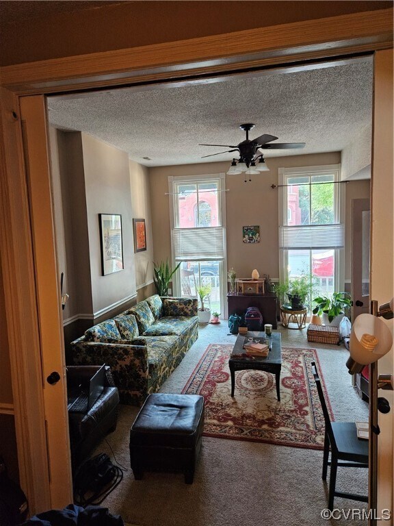 Foto del edificio - 2605 E Marshall St