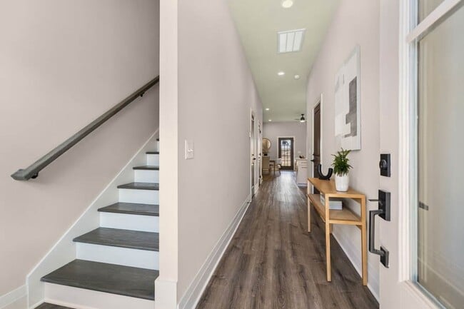 Foto del edificio - Noble Place Townhomes