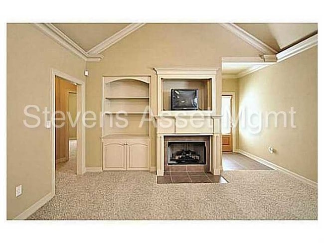 Building Photo - *NEW PRICE * GORGEOUS STOCKWELL TOWNHOUSE *