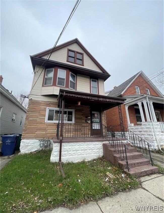 Building Photo - 226 Longnecker St