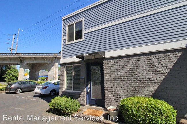 Building Photo - 1 br, 1 bath House - 3634 SW Multnomah Blvd