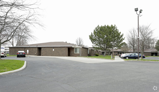 Building Photo - Michaelmas Manor
