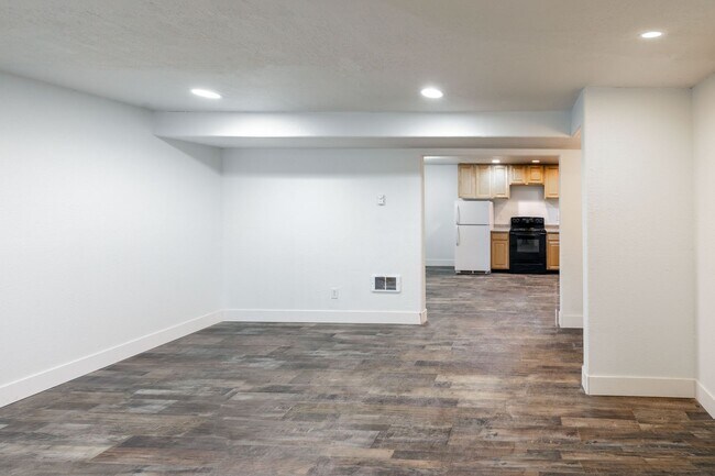 Foto del edificio - 271 N 3rd W